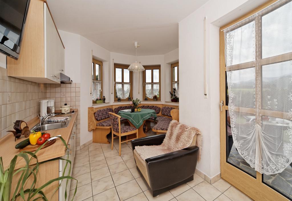 Landhaus Maria Bed&Breakfast Hotel Regen Room photo