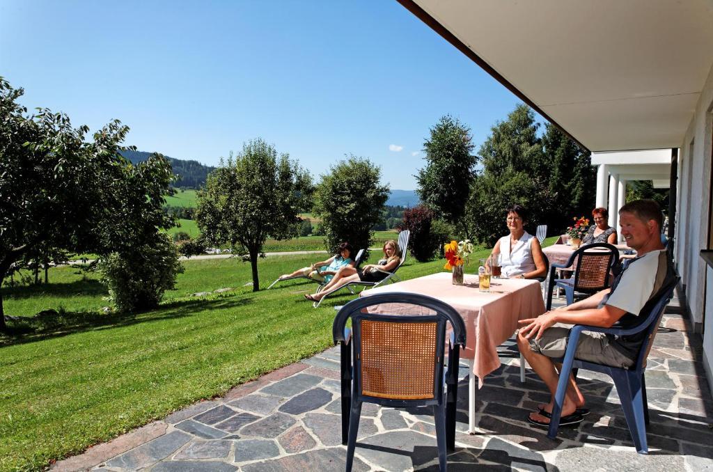Landhaus Maria Bed&Breakfast Hotel Regen Room photo