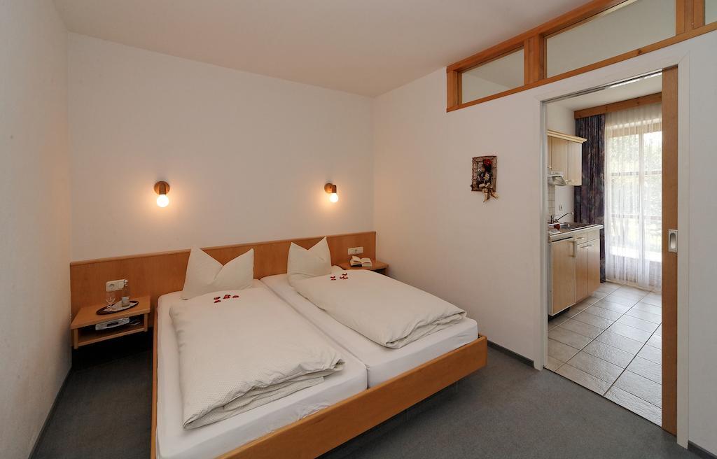 Landhaus Maria Bed&Breakfast Hotel Regen Room photo
